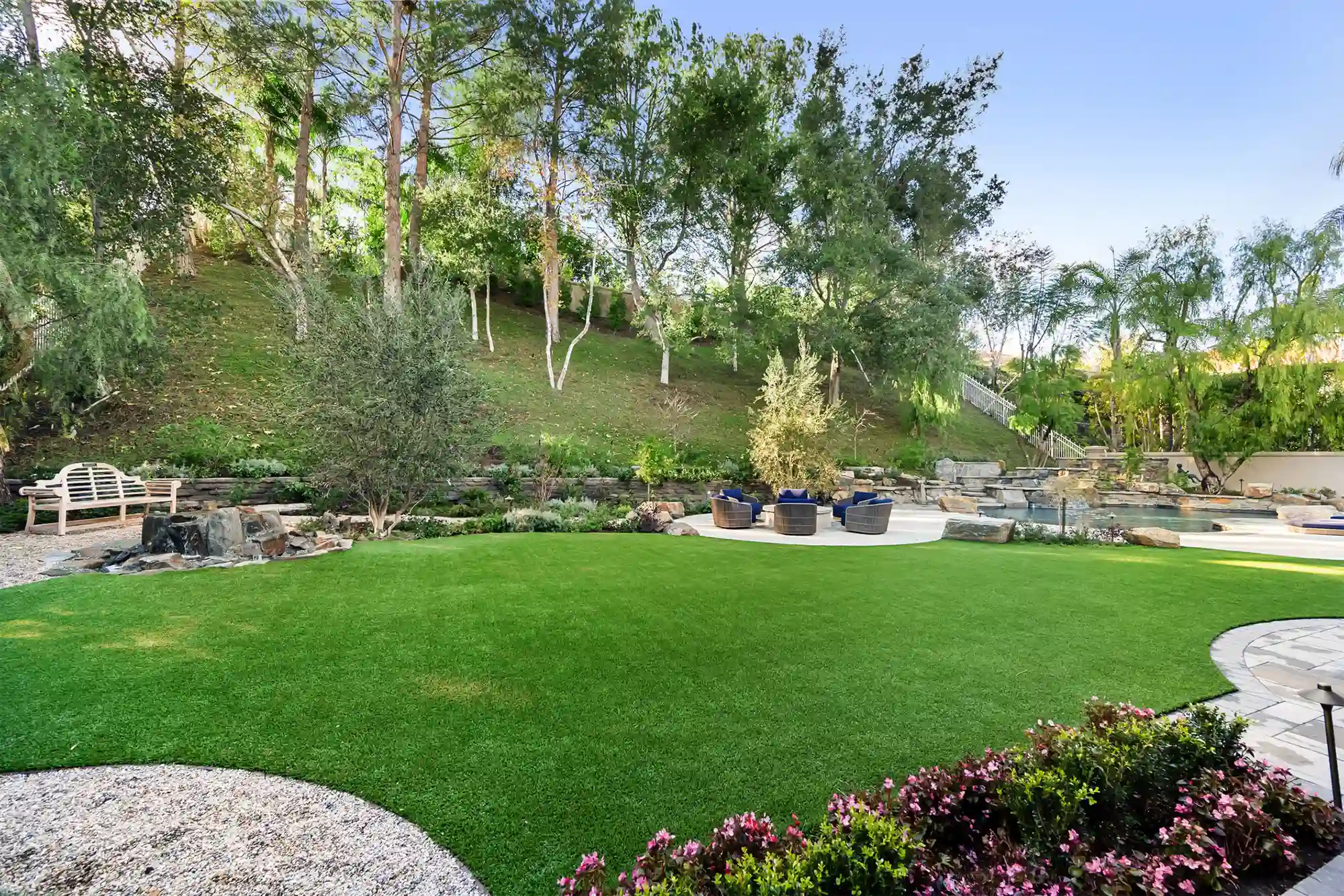  Professional Landscape Installation